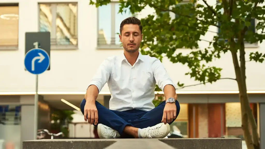 Meditação Mindfulness A Chave para Equilibrar Sua Vida Diária
